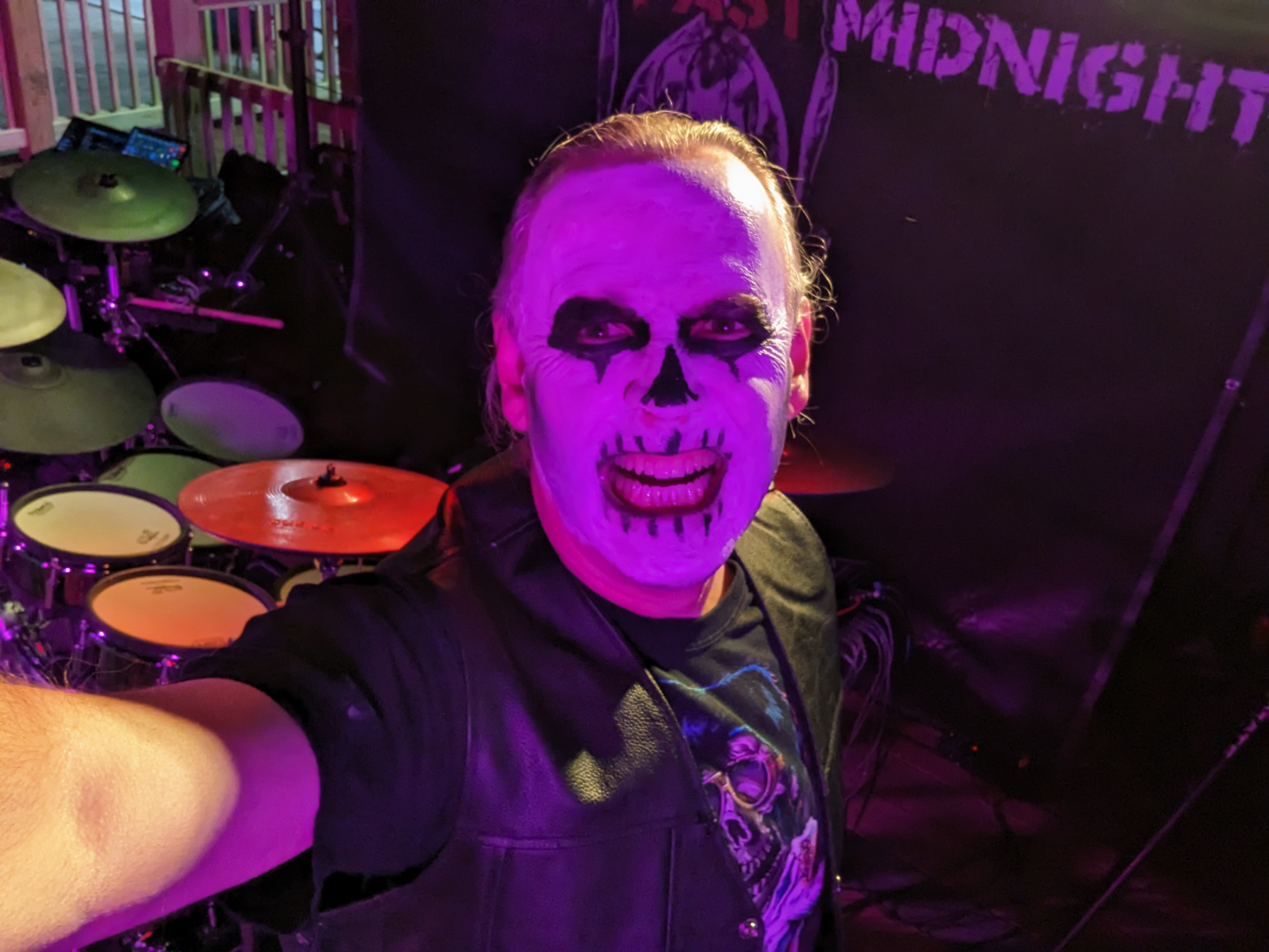 chuck with the warpaint